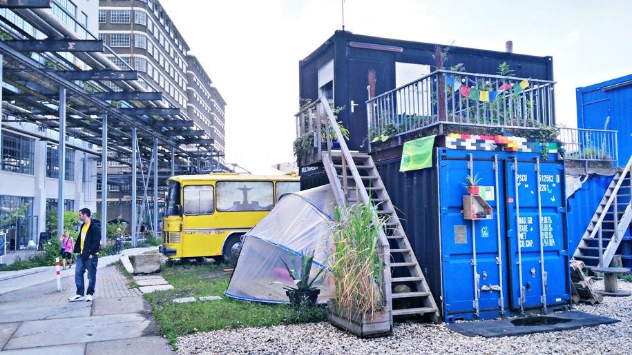 A Stripj-S szinte hollywoodi díszletvilága Eindhovenben - Kocsmaturista