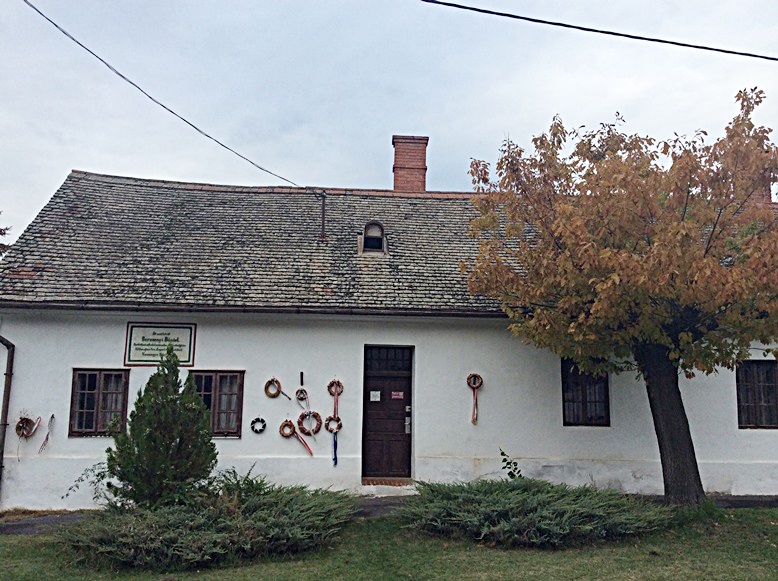 Berzsenyi Dániel szülőháza Egyházashetyén - Kocsmaturista