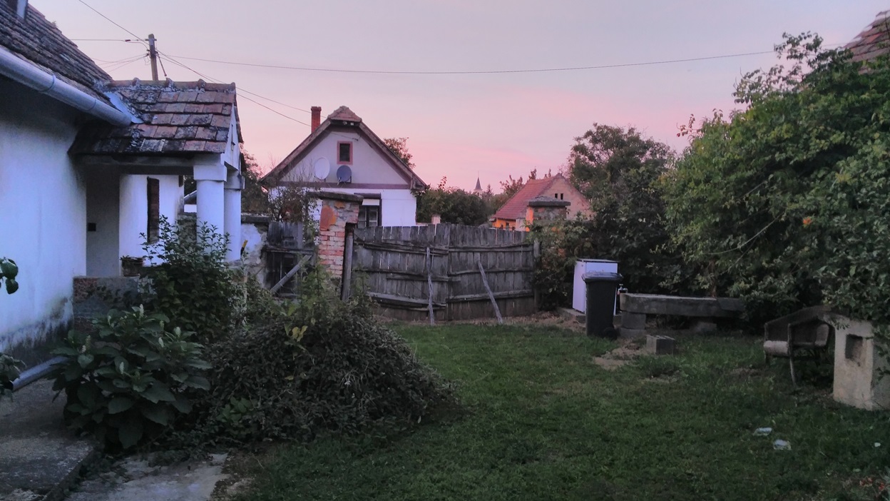 Panniék udvara Egyházashetyén - Kocsmaturista