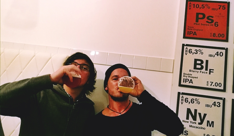 Labor Berlin megnyító - Mad Scientist, Horizont, együtt szlopál s issza...ááá, hagyjuk nem rímel - Kocsmaturista