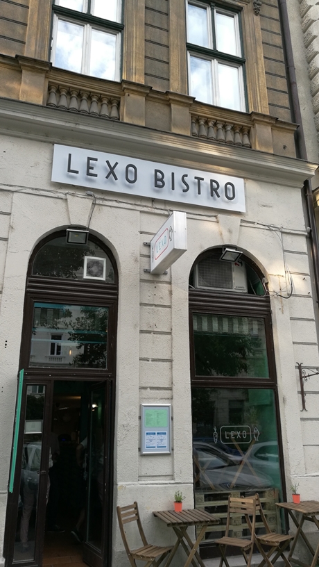 A Lexo Bistro kívülről - Kocsmaturista