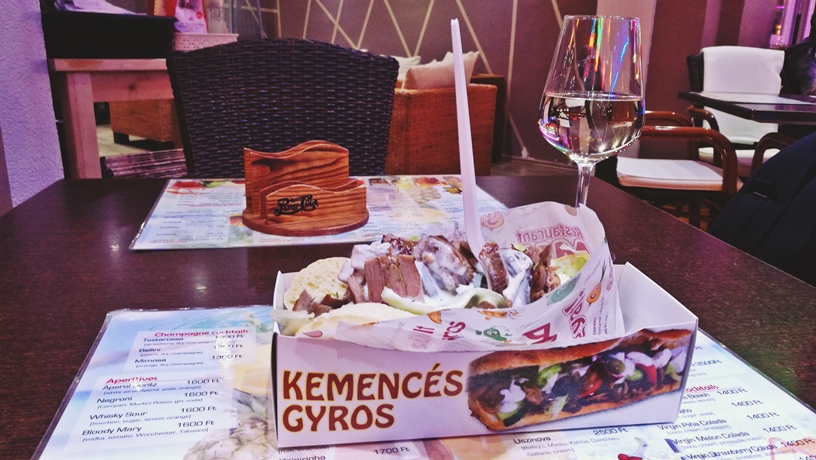 Siófok tavasszal - Mustafa kemencés gyros - Kocsmaturista