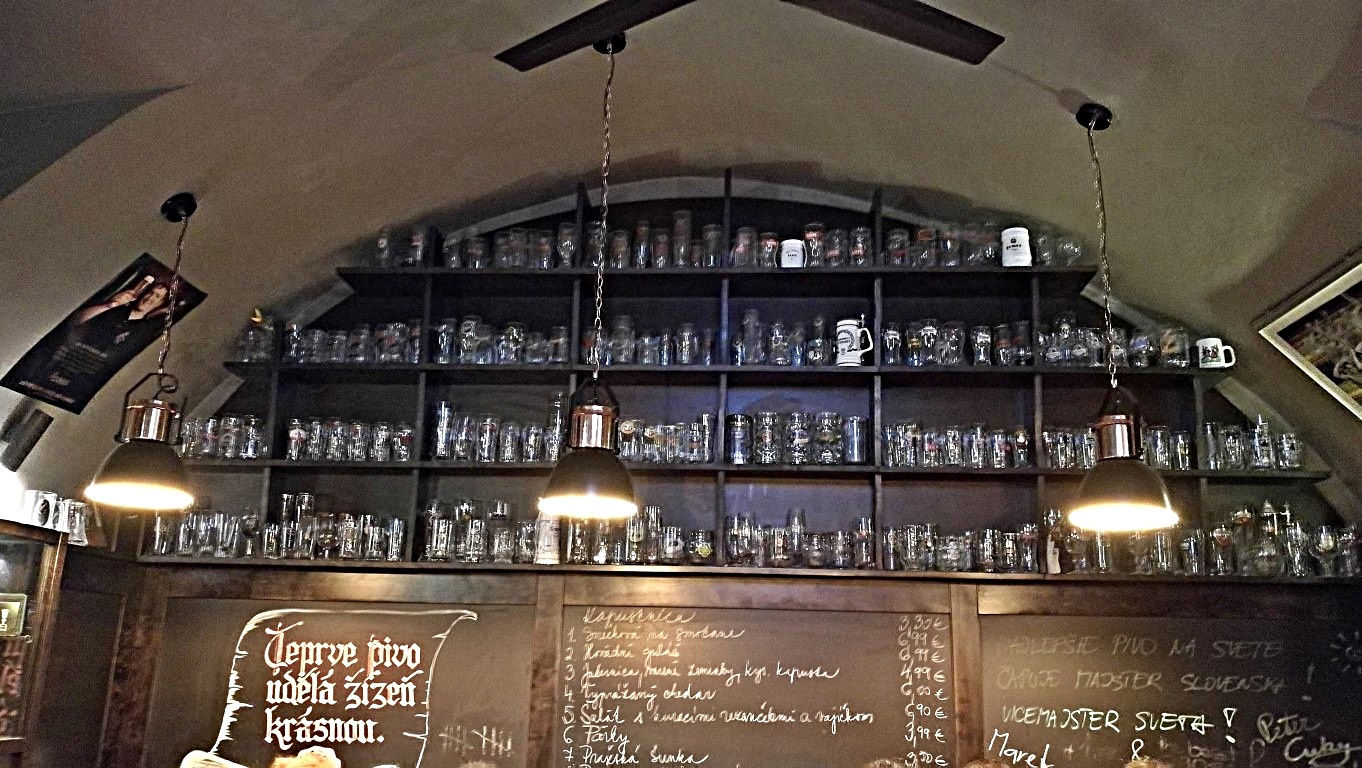 Camelot Pilsner Pub és Középkori Étterem, Kassa - Kocsmaturista 04