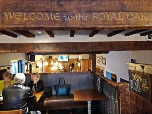 Anglia és kocsmaélete - Winchester - Royal Oak, anglai egyik legrégebbi "bárja", elvileg 1002-től - Kocsmaturista 07