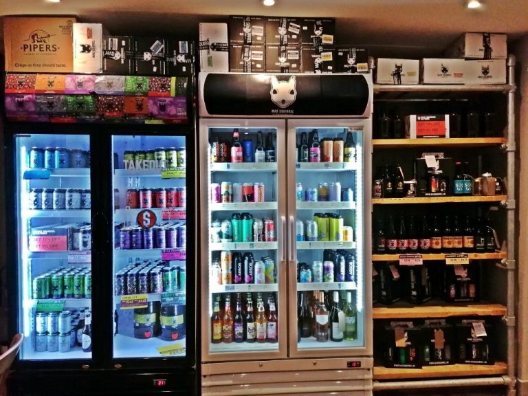 Mad Squirrel Taproom & Bottleshop, Chesma, Anglia - Kocsmaturista 02