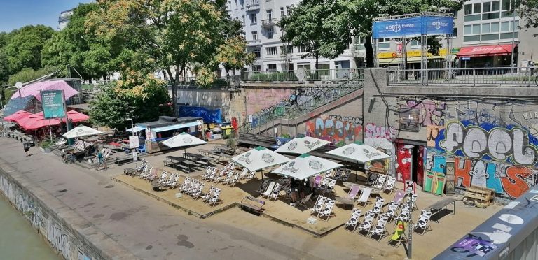 Adria Wien - Bécs kocsmái - Van Nálatok Terasz - Kocsmaturista 02