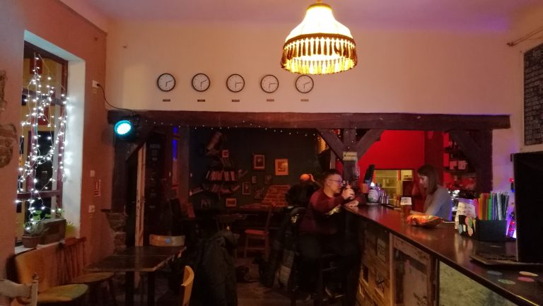 Gekko Pub, Nagyvárad - Léteznek még magyar romkocsmák, Kocsmaturista - 01